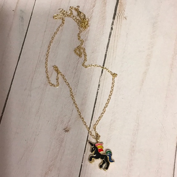 🥰 Cute Unicorn Necklace - Picture 1 of 2